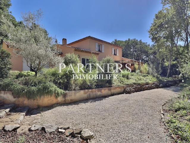 Vente Maison 6 pièces 225 m2 Aix en Provence