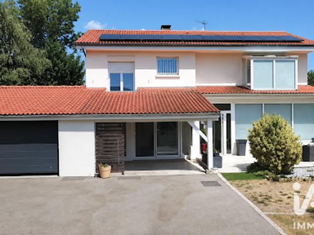 Vente Maison 6 pièces 225 m2 La Sauvetat