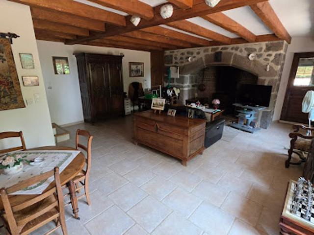 Vente Maison 6 pièces 225 m2 Taussac
