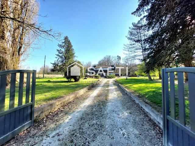 Vente Maison 6 pièces 226 m2 Avreuil