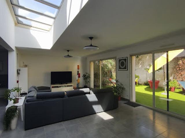 Vente Maison 6 pièces 227 m2 Angers