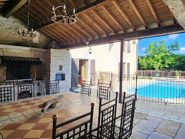 Vente Maison 6 pièces 227 m2 Beaumotte Aubertans