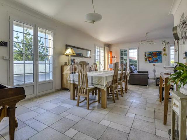 Vente Maison 6 pièces 227 m2 Indre