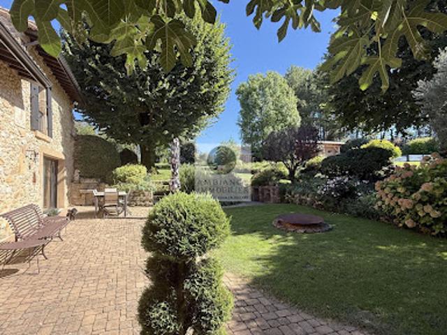 Vente Maison 6 pièces 220 m2 Montvendre