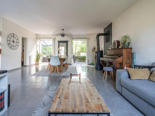 Vente Maison 6 pièces 220 m2 Neuilly Plaisance