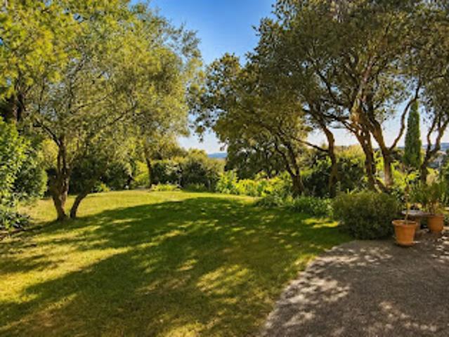 Vente Maison 6 pièces 220 m2 Nimes