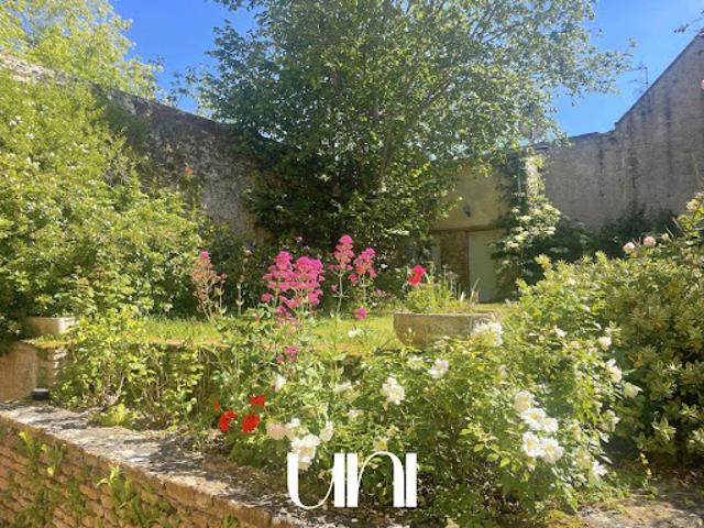 Vente Maison 6 pièces 220 m2 Courseulles sur Mer