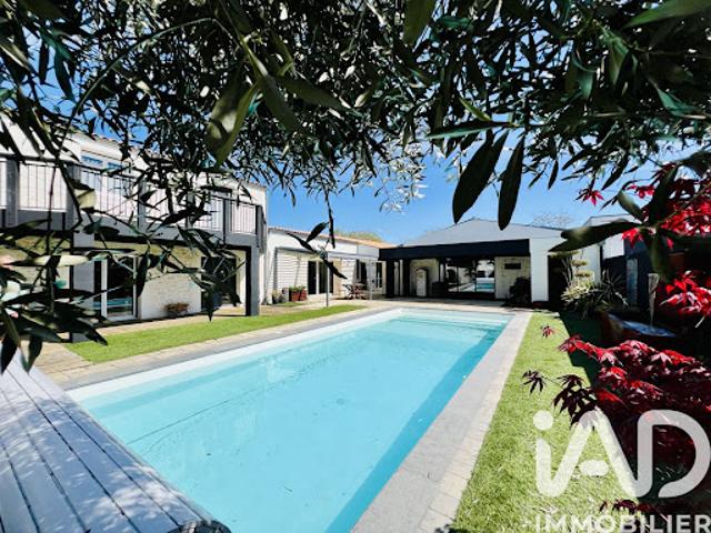 Vente Maison 6 pièces 220 m2 Dompierre sur Mer
