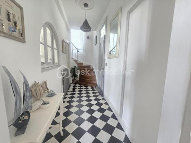 Vente Maison 6 pièces 220 m2 Frontignan