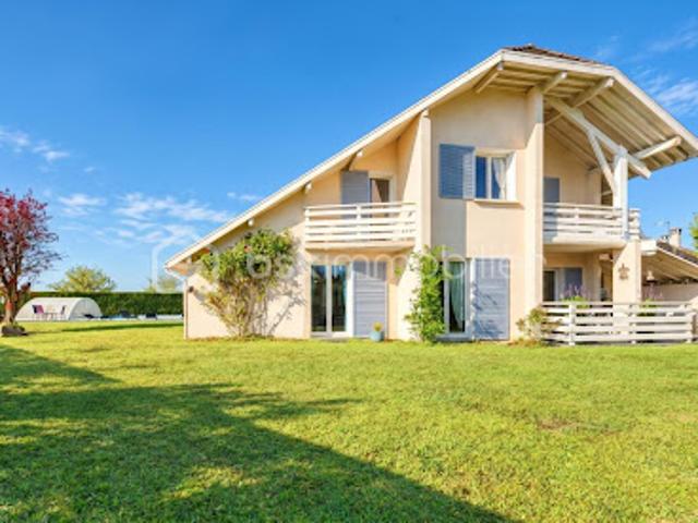 Vente Maison 6 pièces 220 m2 Groisy