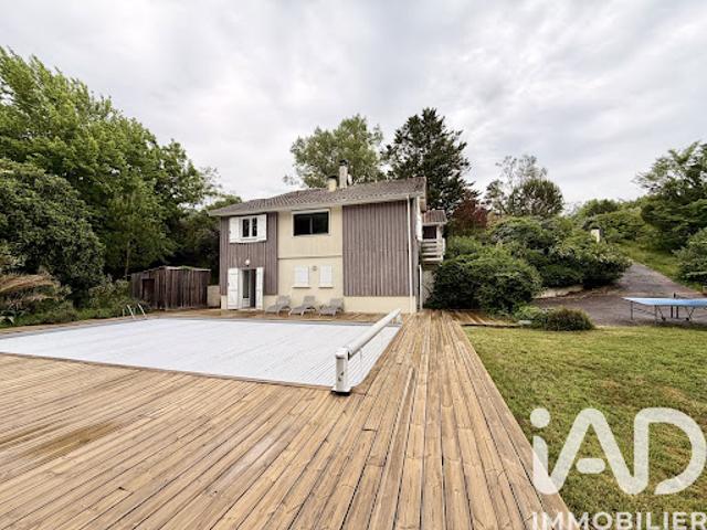 Vente Maison 6 pièces 220 m2 Latresne