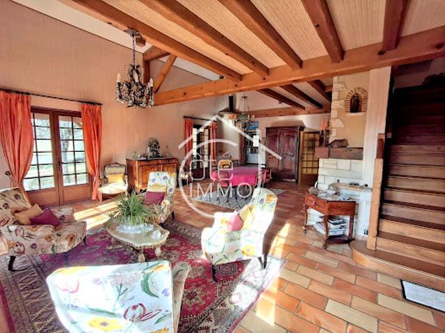 Vente Maison 6 pièces 220 m2 Lembras
