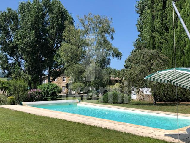 Vente Maison 6 pièces 220 m2 Parnans
