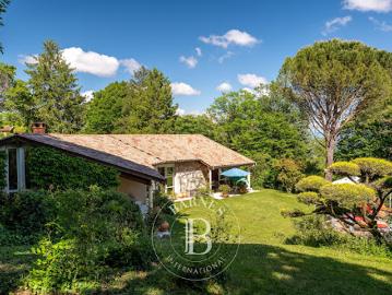 Vente Maison 6 pièces 220 m2 Saint Cyr au Mont d'Or