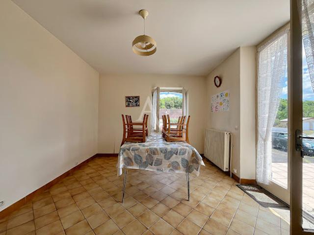 Vente Maison 6 pièces 220 m2 Seyresse