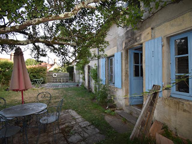 Vente Maison 6 pièces 220 m2 Varennes Vauzelles