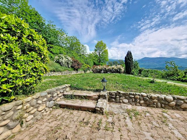 Vente Maison 6 pièces 222 m2 Herbeys