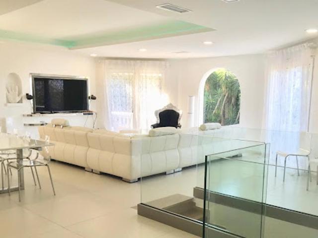Vente Maison 6 pièces 223 m2 Aspremont