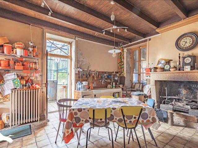 Vente Maison 6 pièces 223 m2 Saint Porchaire