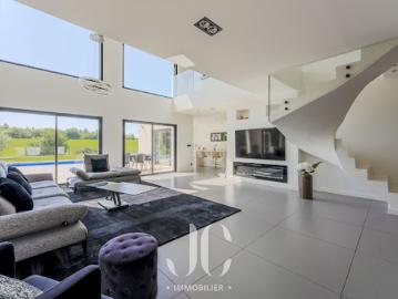 Vente Maison 6 pièces 234 m2 Ecully