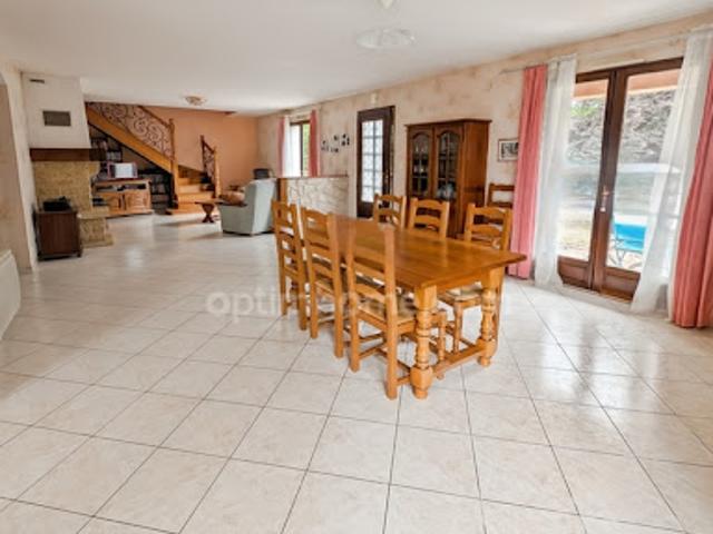 Vente Maison 6 pièces 234 m2 Saint Mesmin