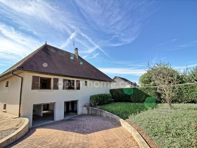 Vente Maison 6 pièces 234 m2 Tavaux