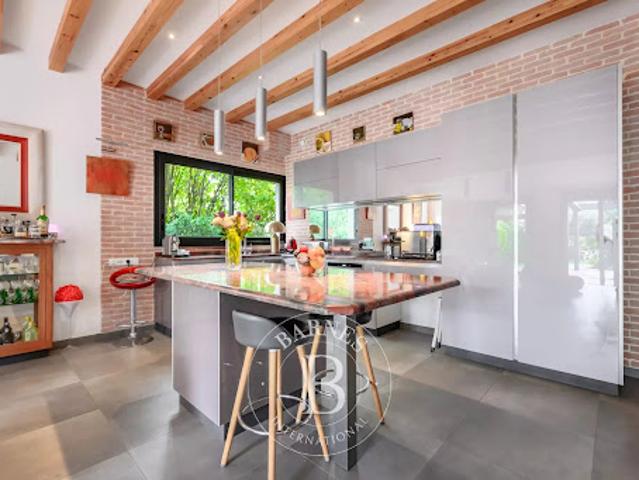 Vente Maison 6 pièces 234.81 m2 Saint maur des fosses