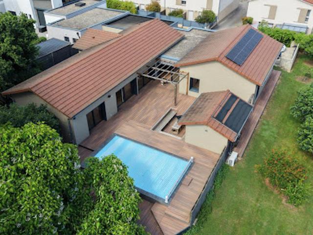 Vente Maison 6 pièces 235 m2 Communay