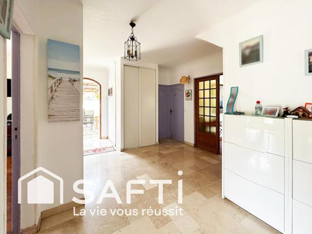 Vente Maison 6 pièces 235 m2 Pompignac