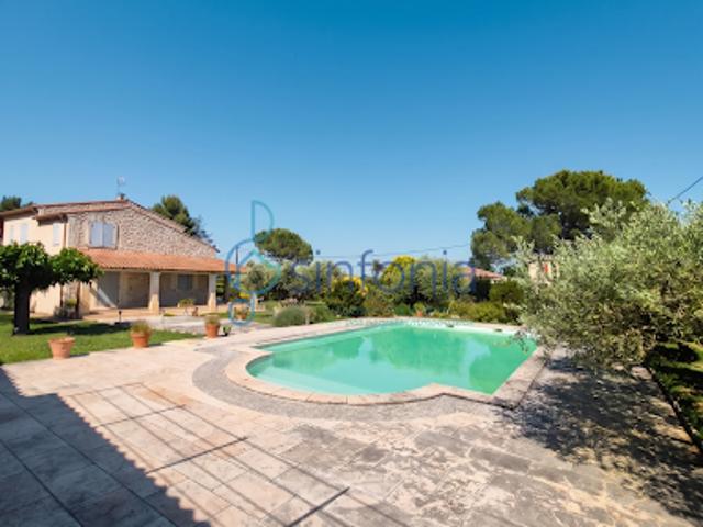Vente Maison 6 pièces 235.4 m2 Saint Geniès de Malgoirès