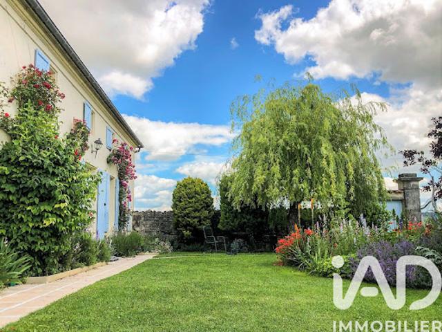 Vente Maison 6 pièces 237 m2 Matha