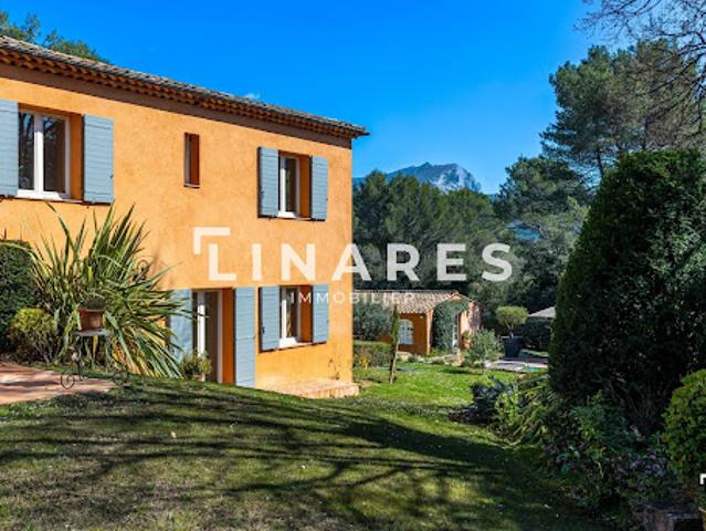 Vente Maison 6 pièces 237 m2 Aix en Provence