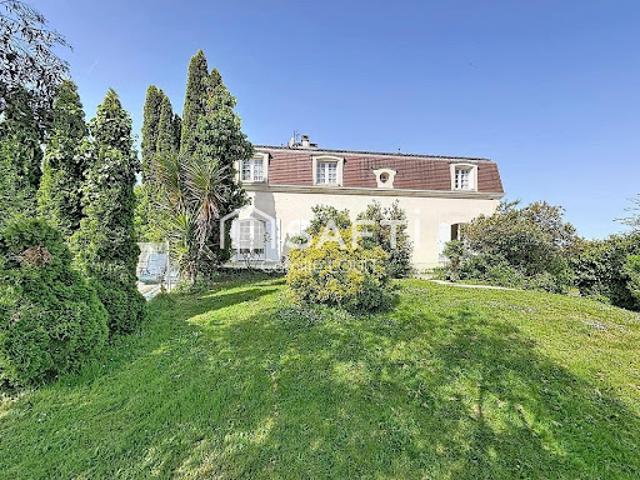 Vente Maison 6 pièces 237 m2 Latresne