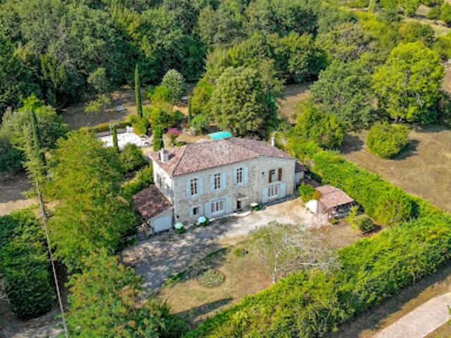 Vente Maison 6 pièces 237.66 m2 Auch