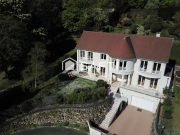 Vente Maison 6 pièces 238 m2 Le Mesnil le Roi