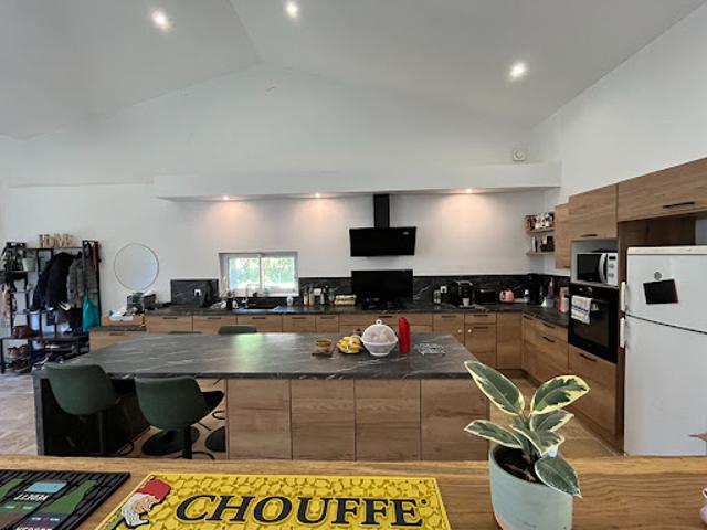 Vente Maison 6 pièces 230 m2 Berneuil