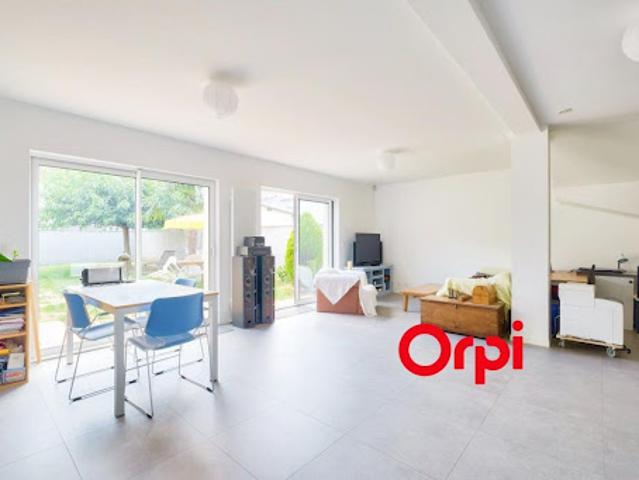 Vente Maison 6 pièces 230 m2 Bron