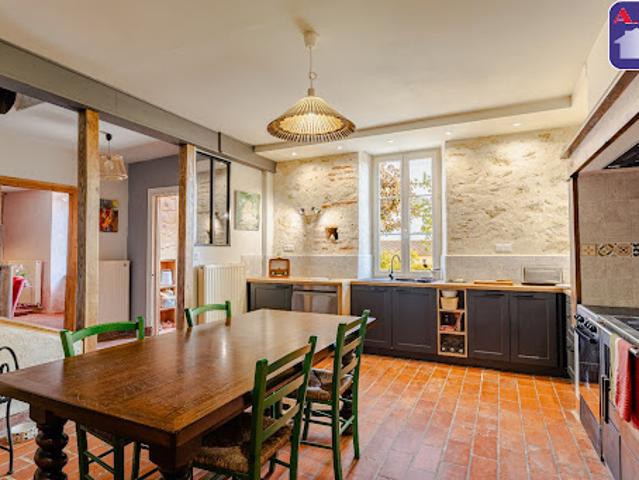 Vente Maison 6 pièces 230 m2 Carla Bayle