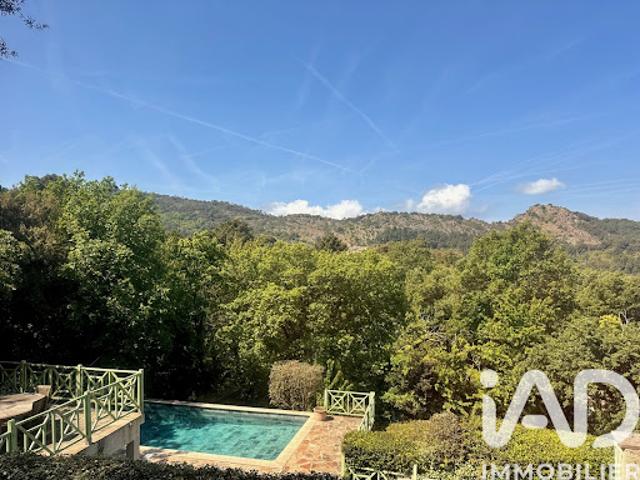 Vente Maison 6 pièces 230 m2 La Garde Freinet