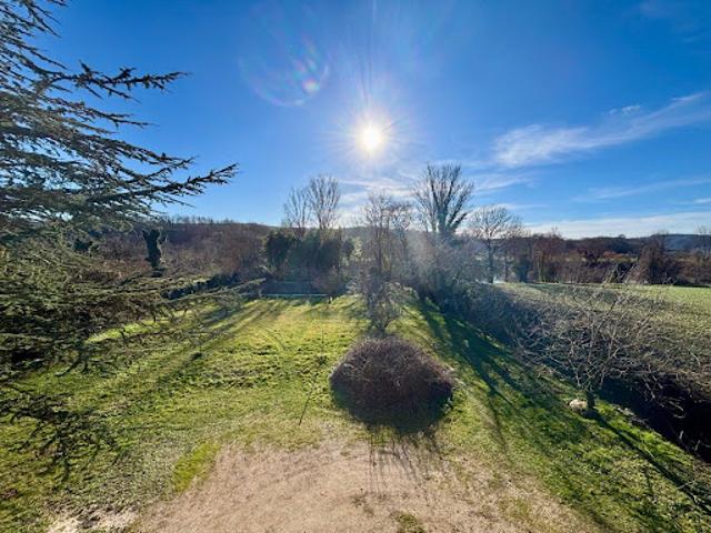 Vente Maison 6 pièces 230 m2 Lamagdelaine
