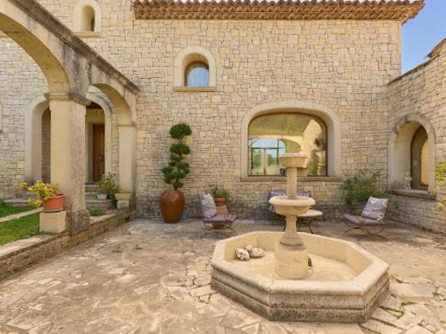 Vente Propriété 6 pièces 230 m2 Saint Michel l'Observatoire