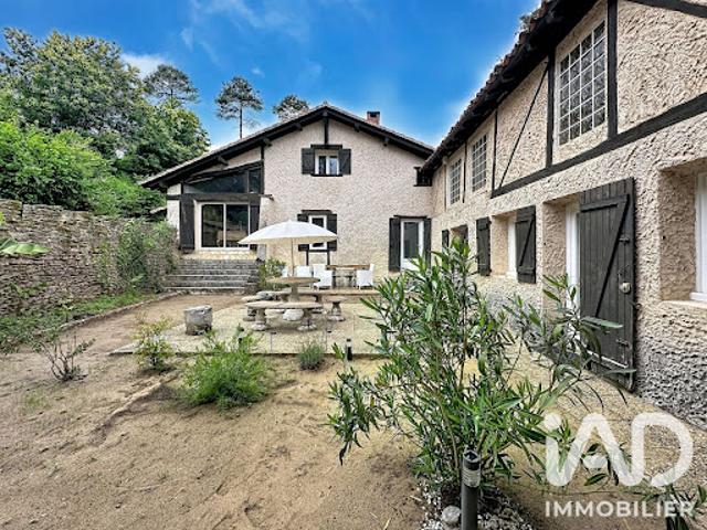 Vente Maison 6 pièces 230 m2 Saint Cricq Villeneuve