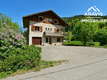 Vente Maison 6 pièces 230 m2 Thônes