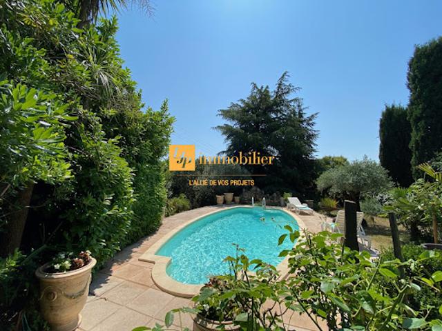 Vente Maison 6 pièces 232 m2 Laroque