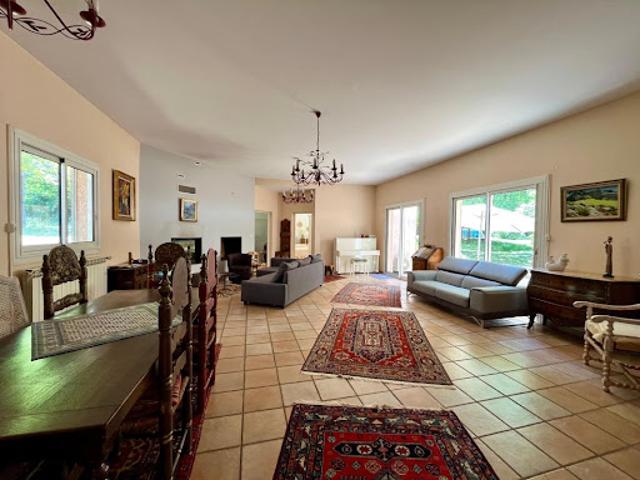 Vente Maison 6 pièces 232 m2 Viols le Fort
