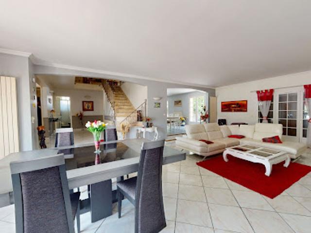 Vente Maison 6 pièces 233 m2 Coubron