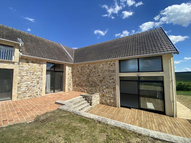 Vente Maison 6 pièces 233.51 m2 Sermiers