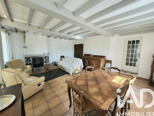 Vente Maison 6 pièces 174 m2 Saint Just Saint Rambert