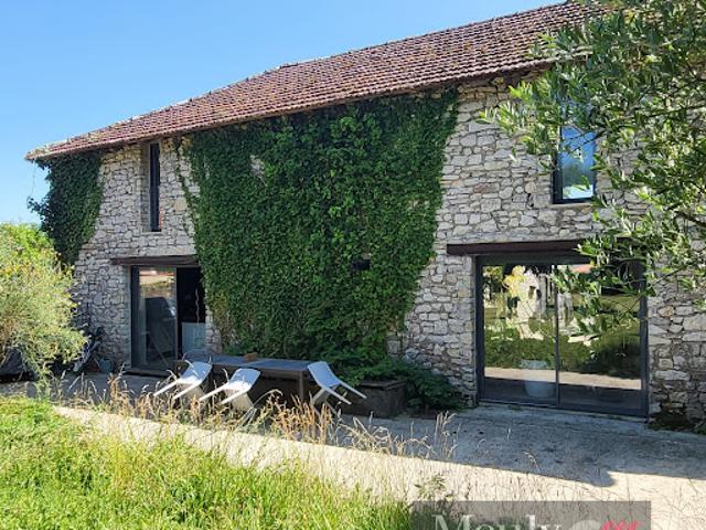 Vente Maison 6 pièces 245 m2 Mercuès