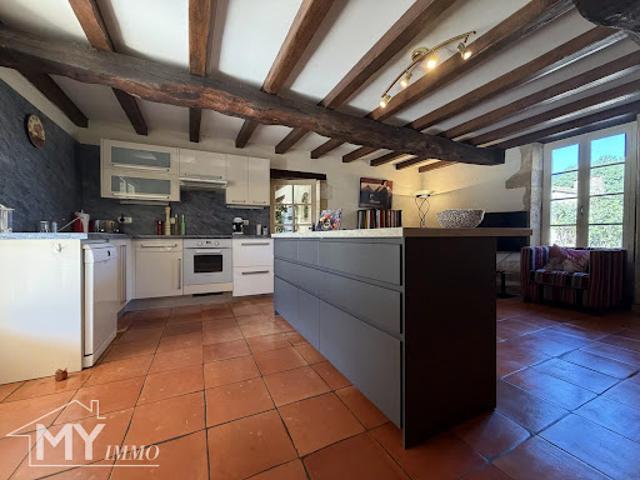 Vente Maison 6 pièces 245 m2 Montcaret